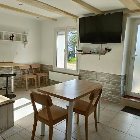 Un Bel Appartement Rez Jardin Parking Gratuit Vence Exterior photo